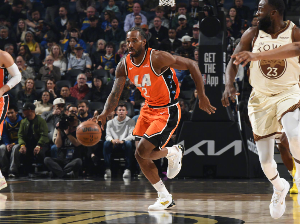 亚博体育-逆转30分！小卡23分快船完胜勇士，加兰首秀5失误，勇士气氛不佳