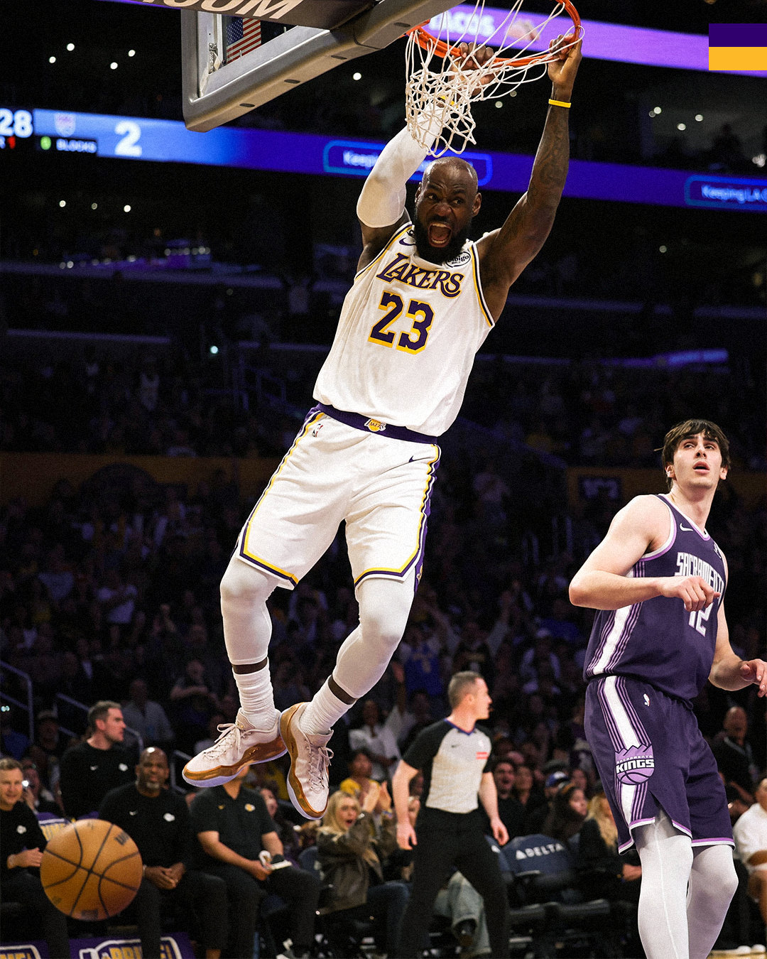 亚博体育-詹姆斯41岁、28场21次20+得分！其他同龄人总共才7场！