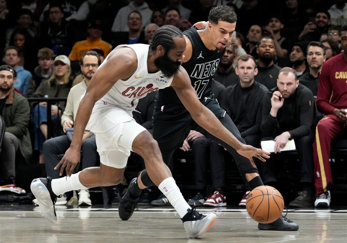 亚博官网-哈登复出狂轰22+9+8，还创3大神迹，骑士险胜篮网！虎将惊艳