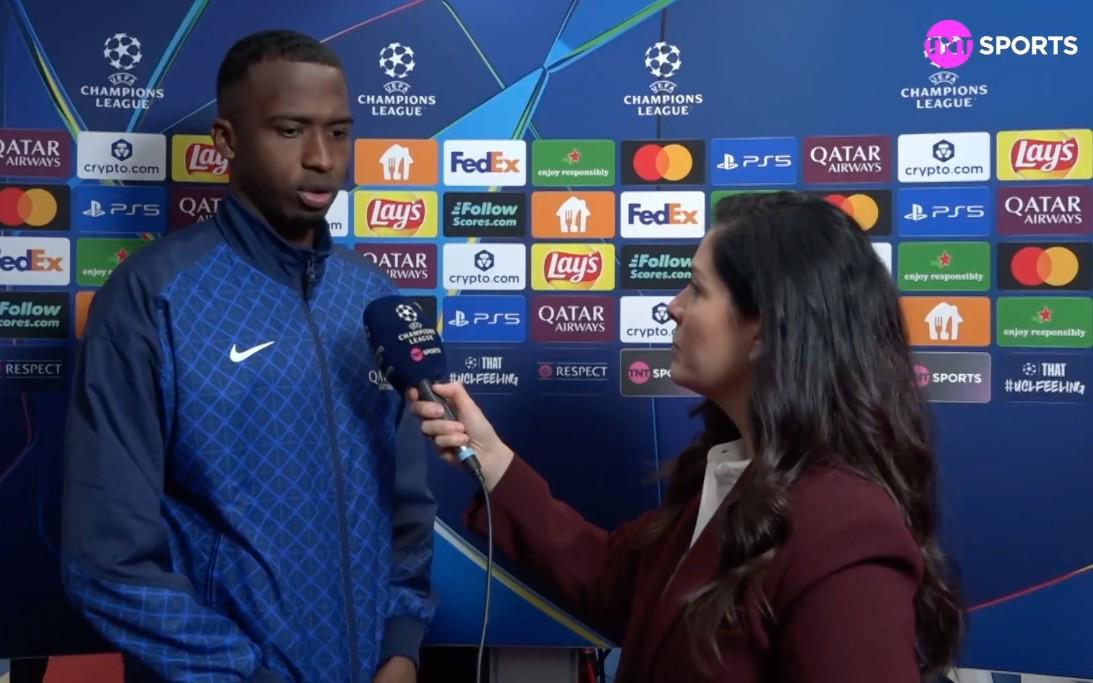 亚博-帕乔：前场球员也在全力回防，这就是我们和其他球队不同之处