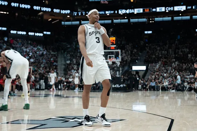 亚博体育-ESPN最佳第六人赔率：凯尔登-约翰逊以-450继续领跑